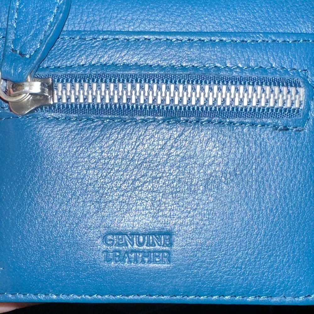 Blue Leather Wallet with Zipper